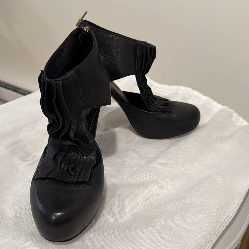 Loeffler Randall Black Leather Ruffle Mary Jane Bootie Heels Size 7